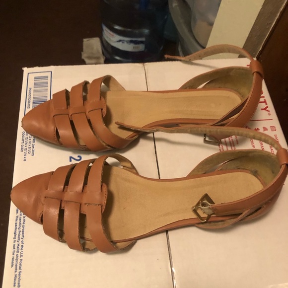 Tan sandals by Andrea 6.5 flats used condition - Picture 15 of 15